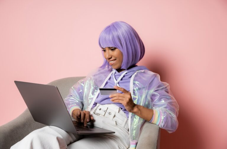 Buying a Wig Online? 7 Things to Check Before You Pay